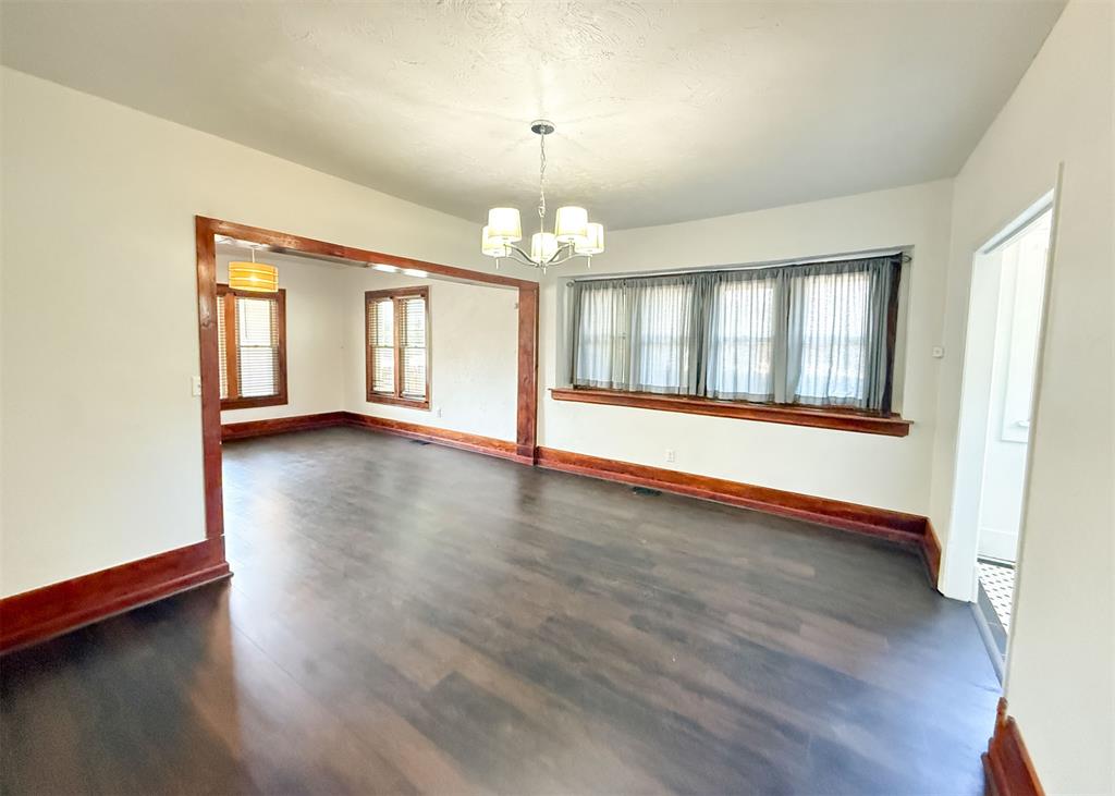 1741 W Park Place Property Photo 11