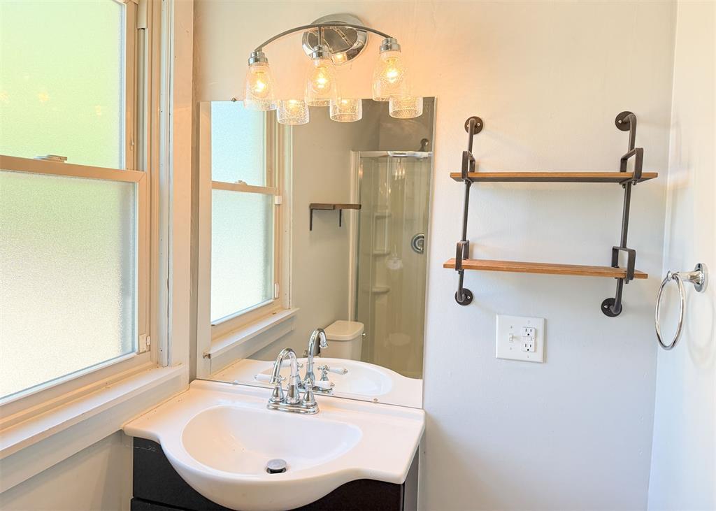 1741 W Park Place Property Photo 13
