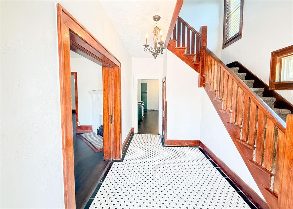 1741 W Park Place Property Photo 15