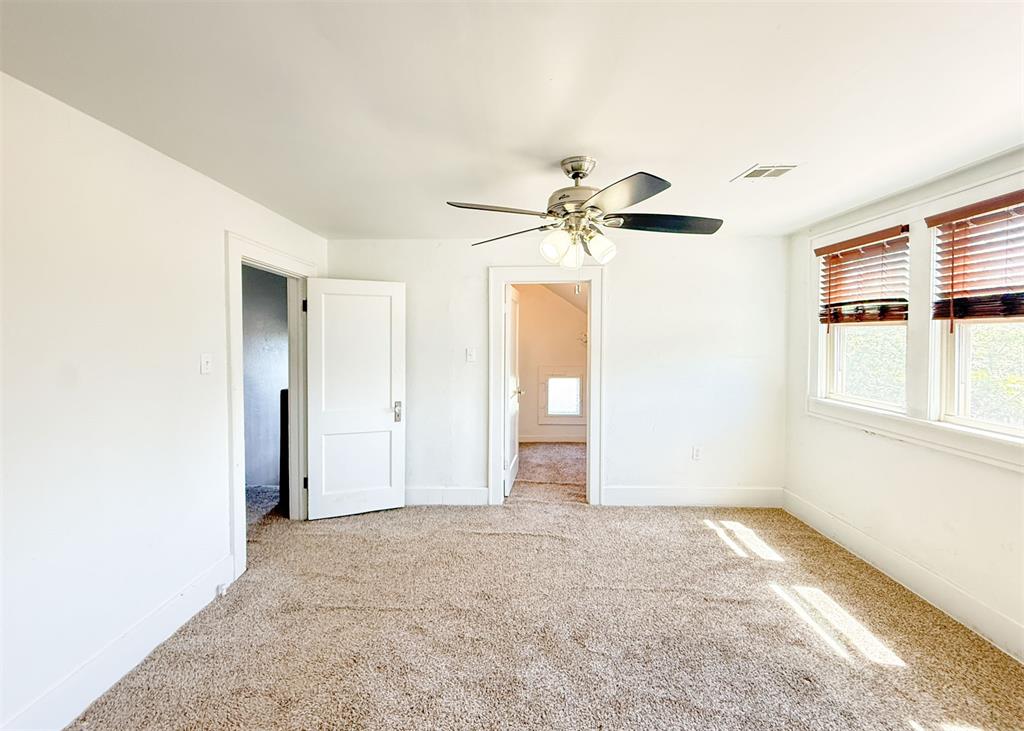 1741 W Park Place Property Photo 18