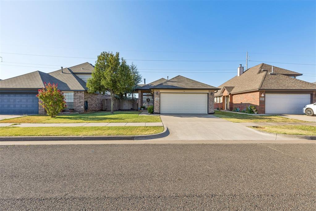 1104 Sw 25th Street Property Photo 1