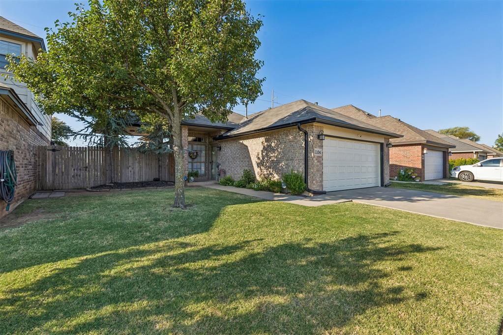 1104 Sw 25th Street Property Photo 5