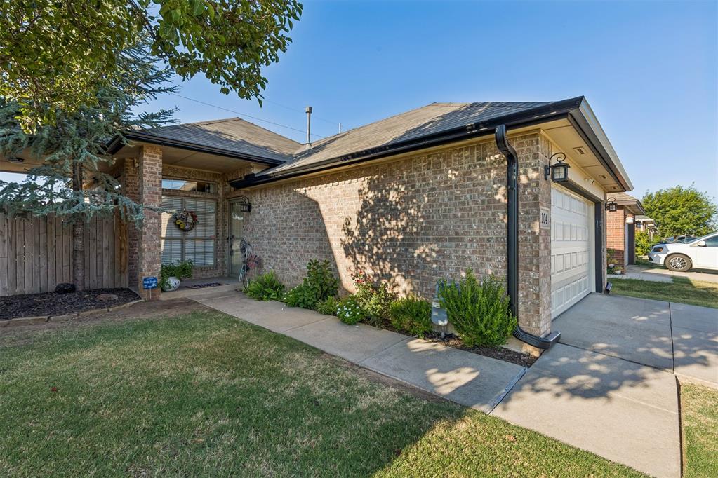 1104 Sw 25th Street Property Photo 6
