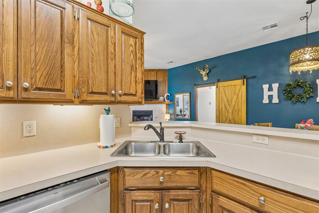 1104 Sw 25th Street Property Photo 17