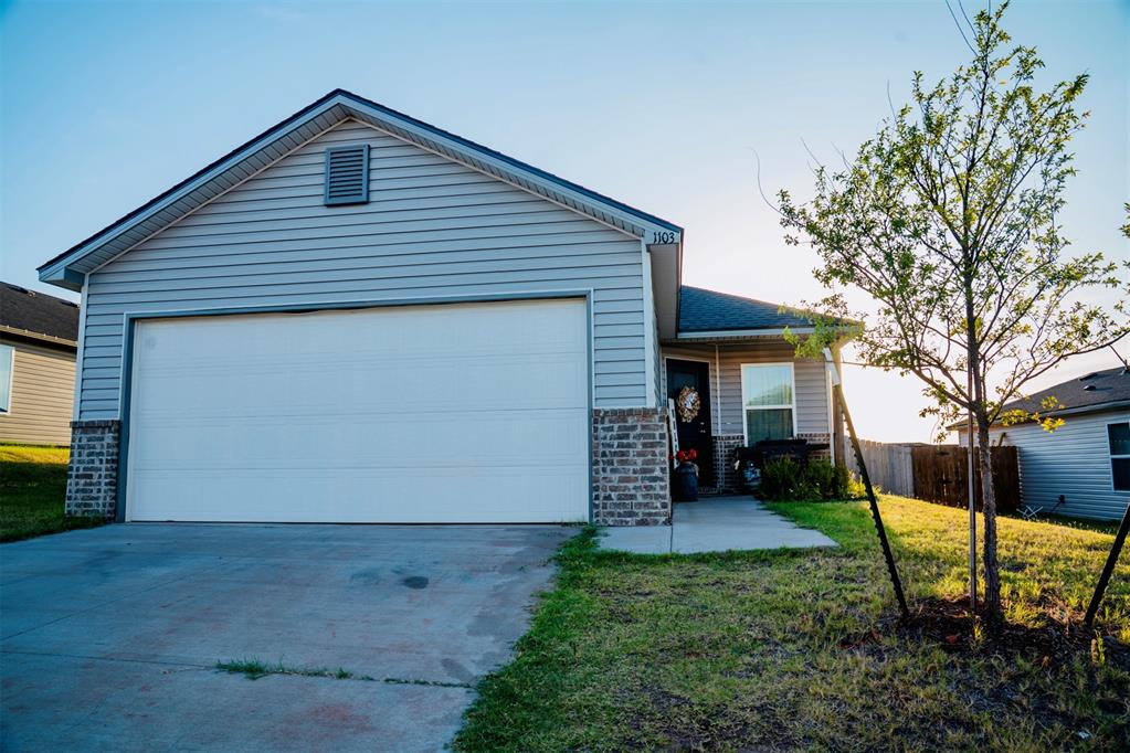 1103 Stallion Drive Property Photo 1
