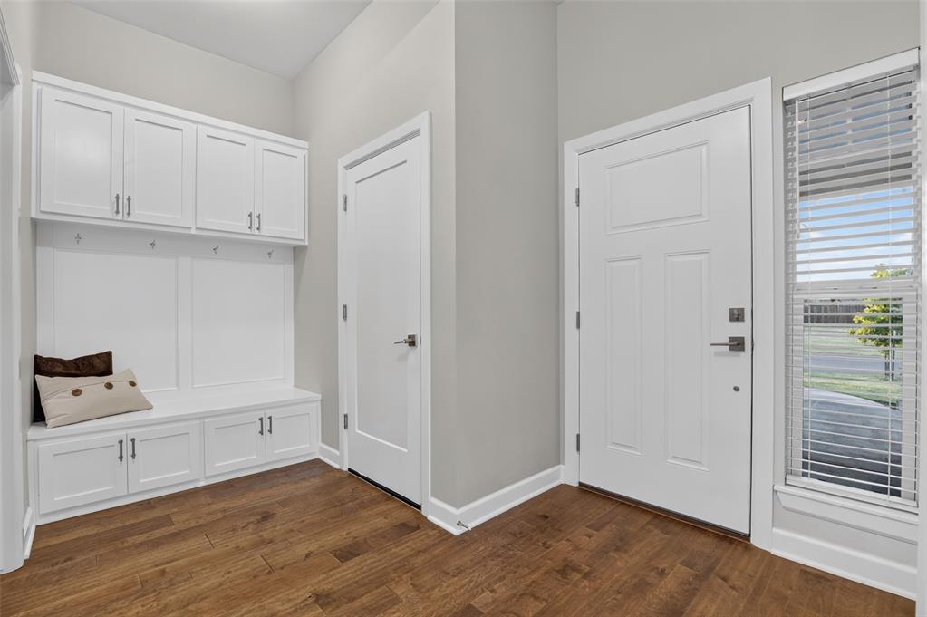 17504 Boling Farm Road Property Photo 8