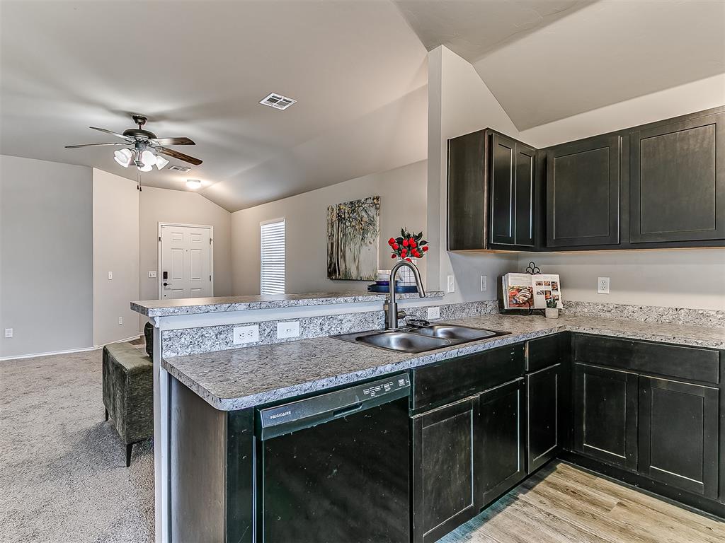 11721 Nw 96th Street Property Photo 15