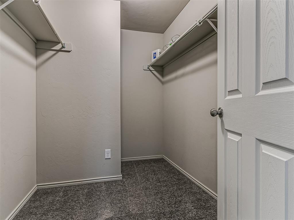 11721 Nw 96th Street Property Photo 27