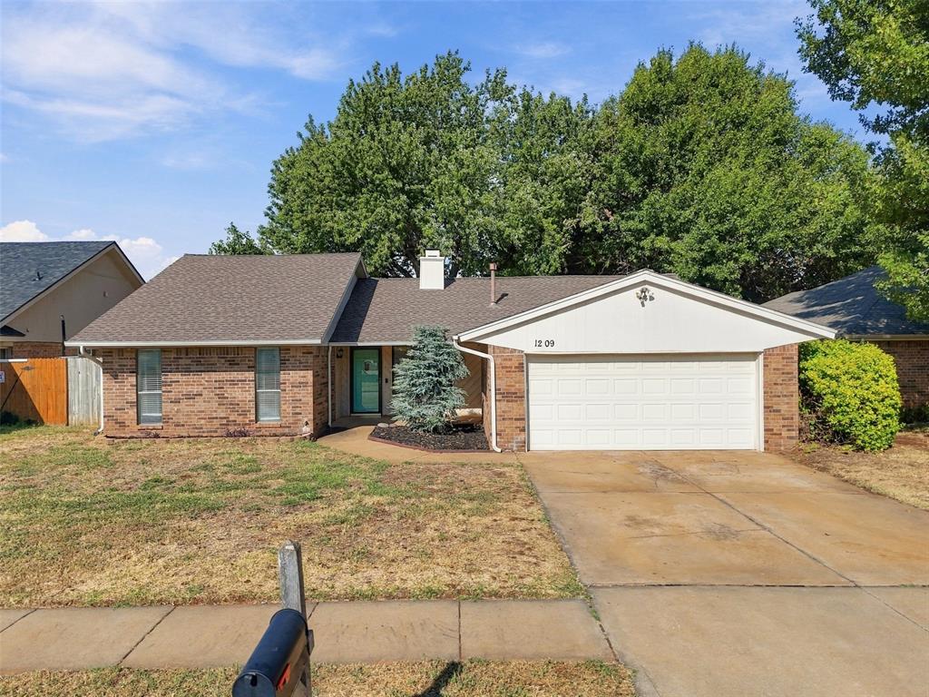 1209 Bluff Creek Drive Property Photo 1