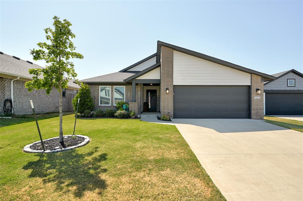 16136 Quiet Storm Drive Property Photo 1