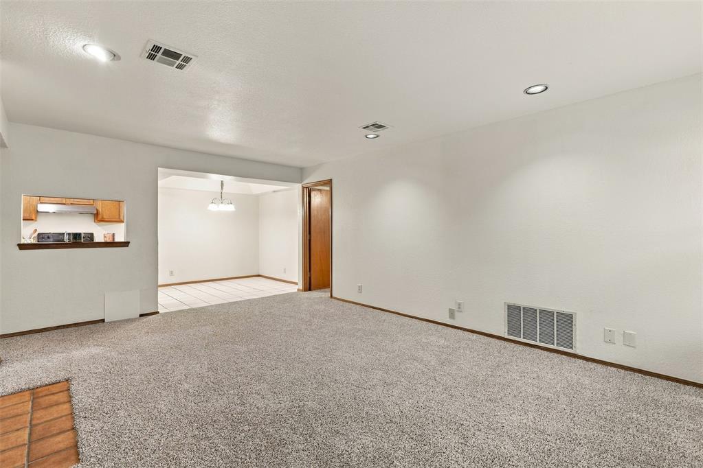 11405 Springhollow Road 302 Property Photo 6