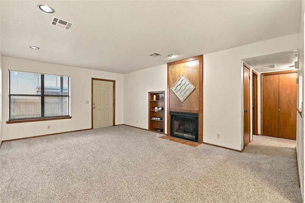 11405 Springhollow Road 302 Property Photo 9