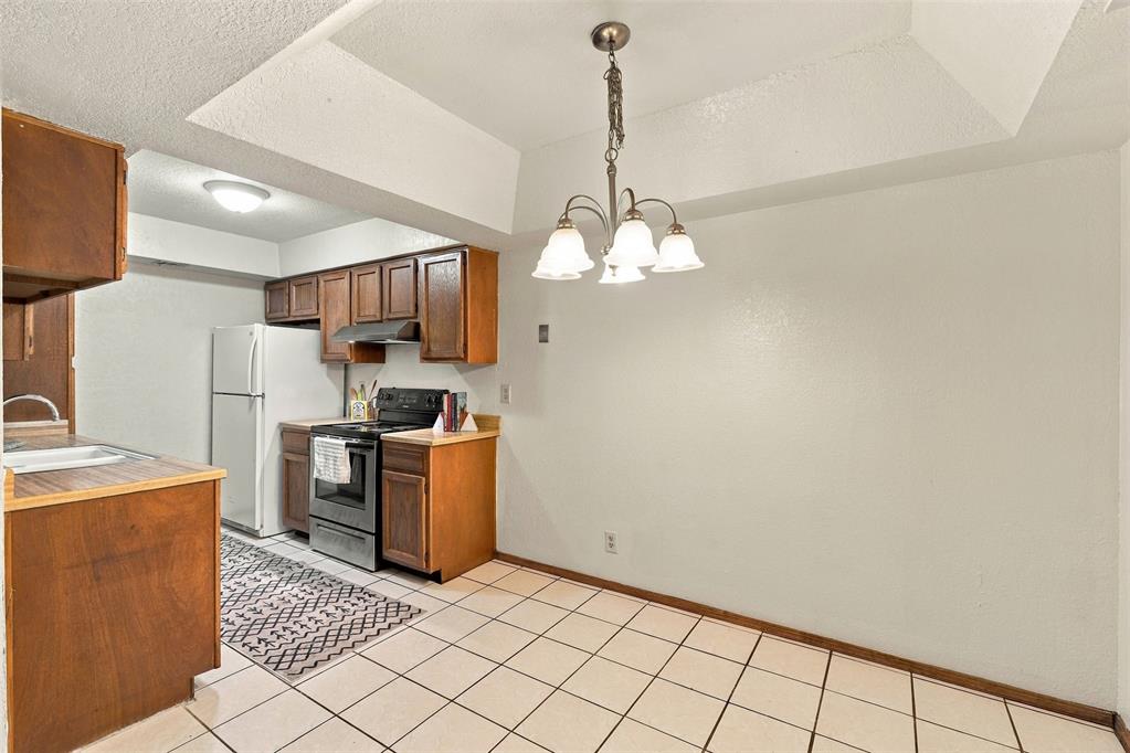 11405 Springhollow Road 302 Property Photo 12