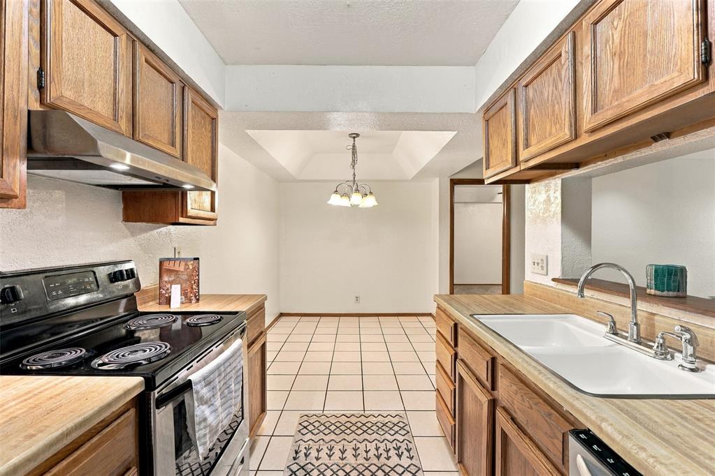 11405 Springhollow Road 302 Property Photo 16