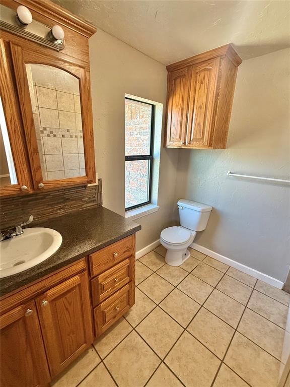 134 S Grand Avenue Property Photo 4