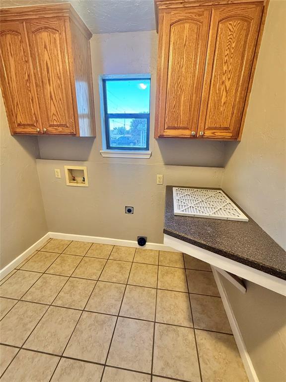 134 S Grand Avenue Property Photo 11