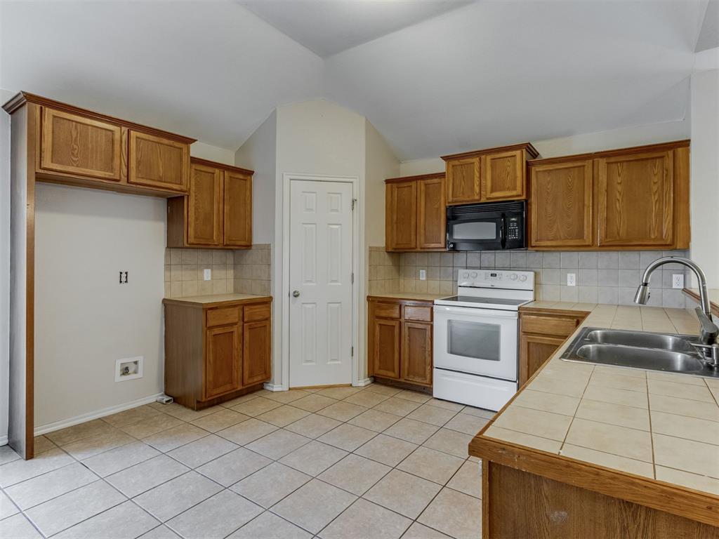 6009 Se 78th Street Property Photo 10