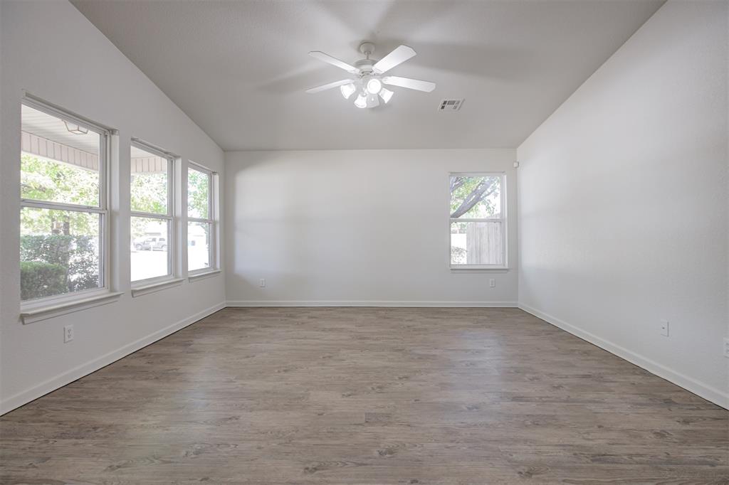 15500 Acacia Road Property Photo 3