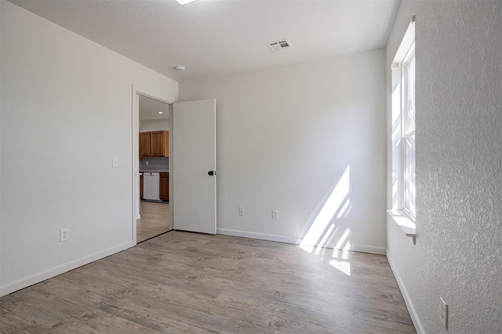 15500 Acacia Road Property Photo 34