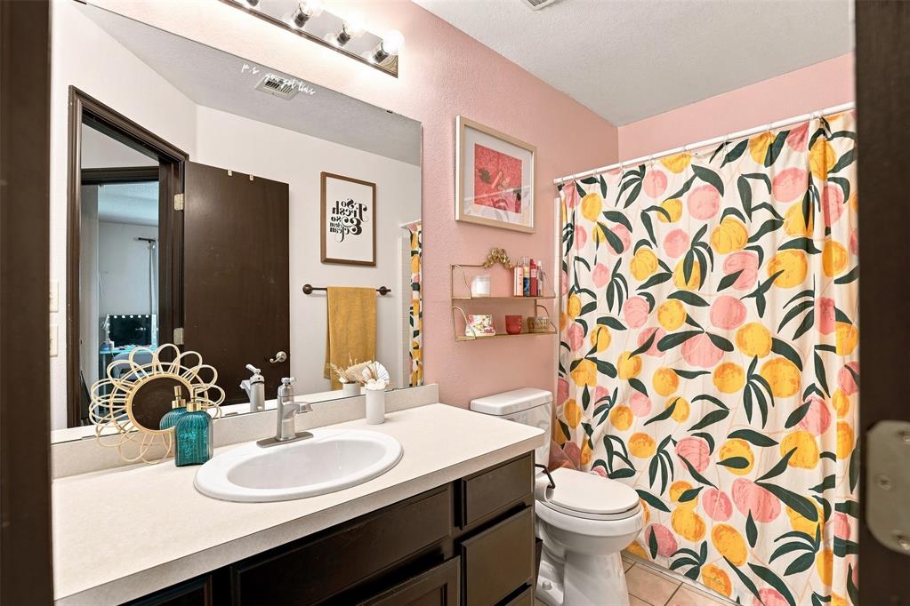 10708 Nw 35th Street Property Photo 13