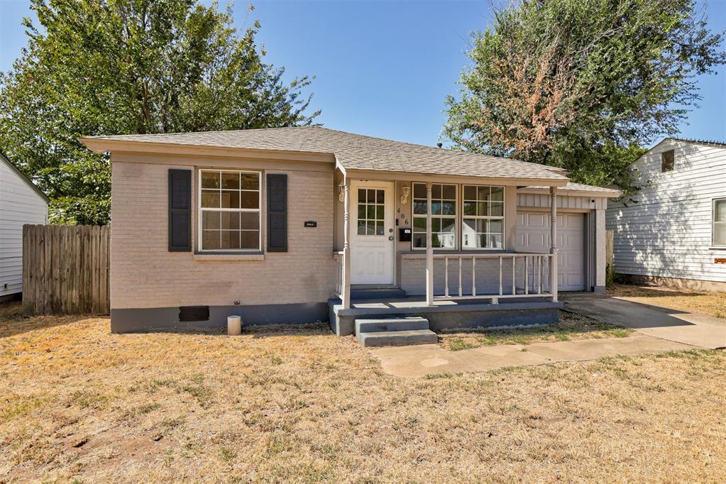406 E Rose Drive Property Photo 2