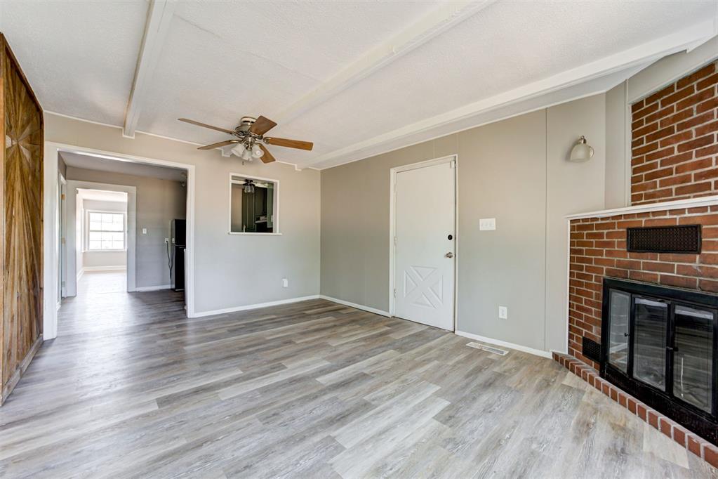 406 E Rose Drive Property Photo 12