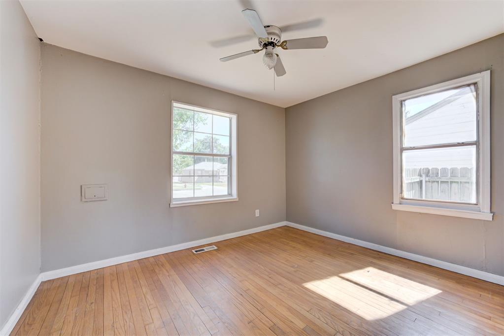 406 E Rose Drive Property Photo 15