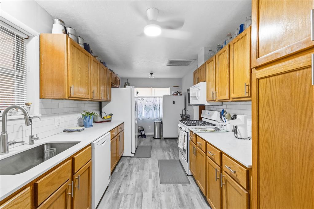 506 E Schmid Street Property Photo 11