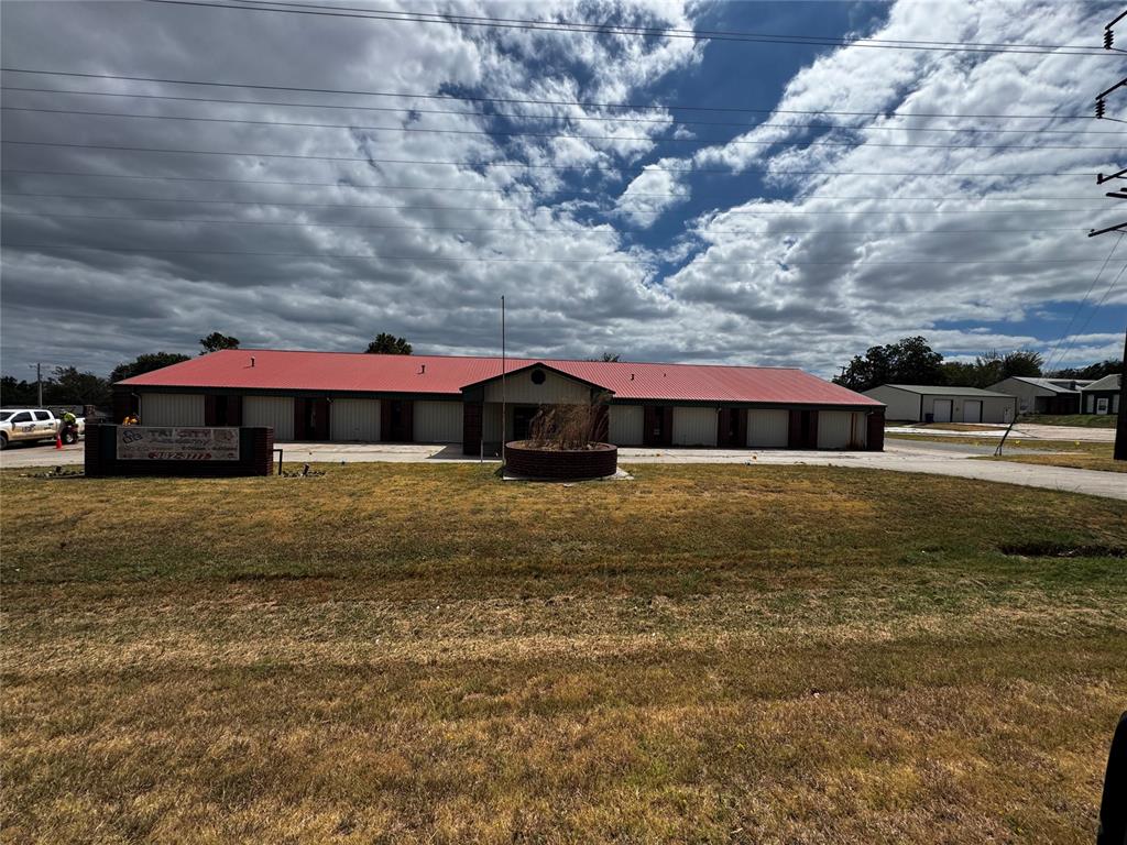 1805 W Wrangler Boulevard Property Photo 1