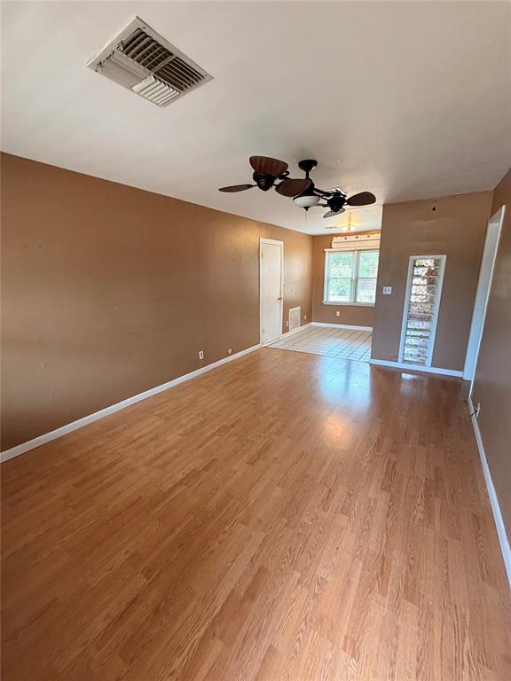 1300 N Park Avenue Property Photo 2