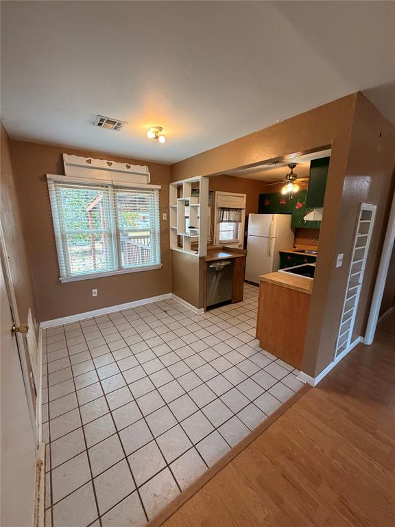 1300 N Park Avenue Property Photo 3