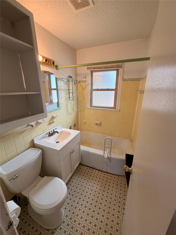 1300 N Park Avenue Property Photo 5