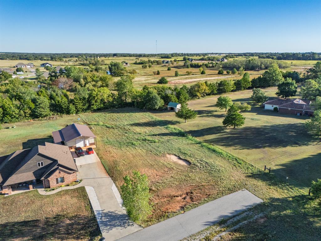 70 Kristin Court Property Photo 10