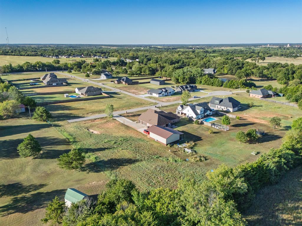 70 Kristin Court Property Photo 14