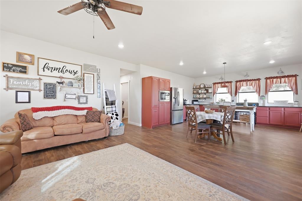 16721 Dover Road Property Photo 4