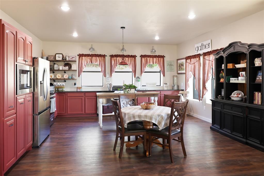 16721 Dover Road Property Photo 6