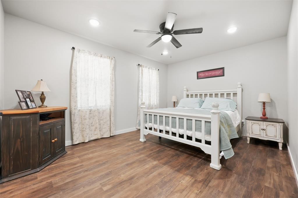 16721 Dover Road Property Photo 16