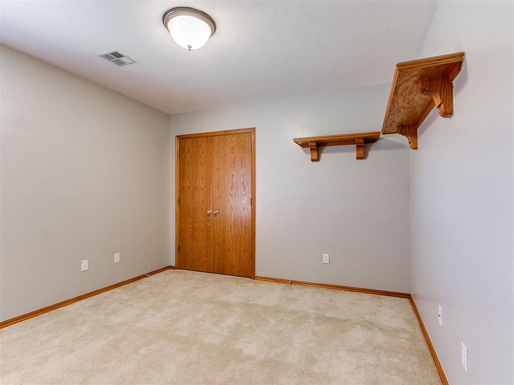 5612 Holly Brooke Lane Property Photo 14