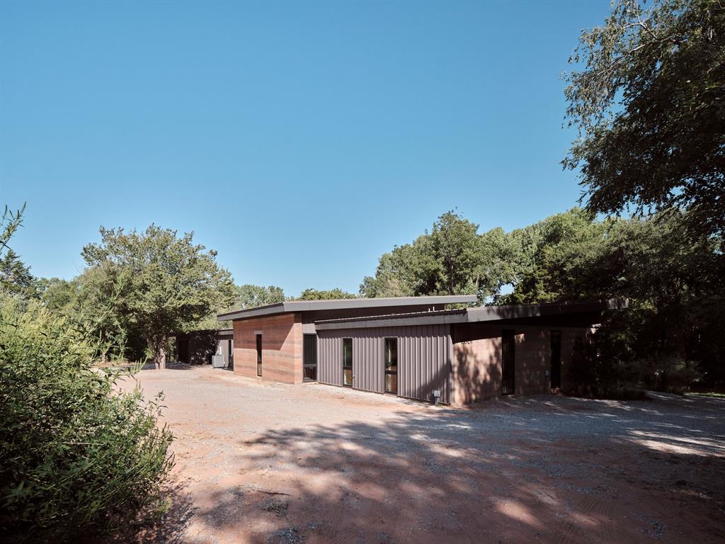 13501 N Midwest Boulevard Property Photo 39