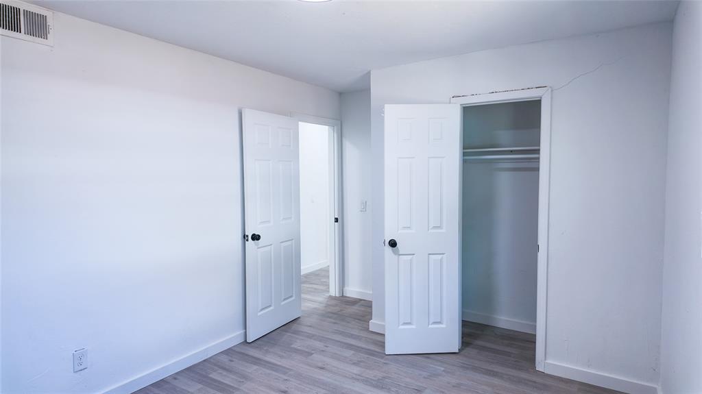 6032 S Drexel Avenue Property Photo 17