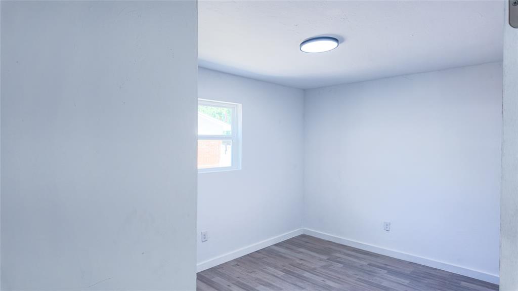 6032 S Drexel Avenue Property Photo 21