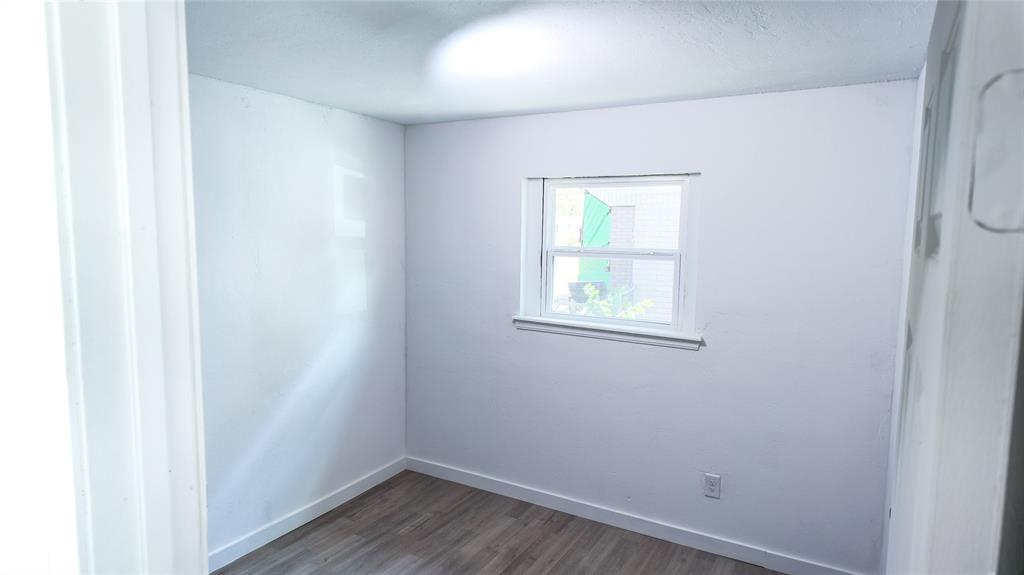 6032 S Drexel Avenue Property Photo 22