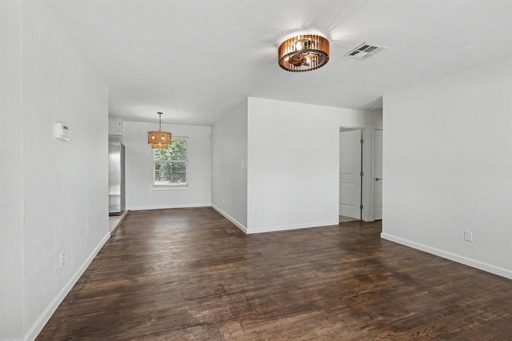 47 E 14th Street Property Photo 6