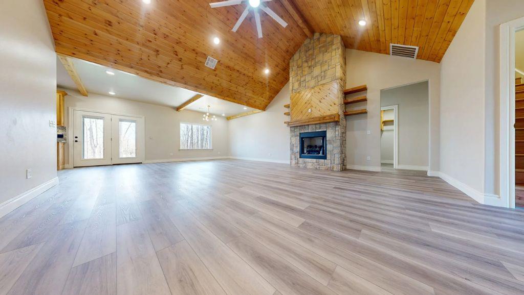 17092 County Road 3544 Property Photo 15
