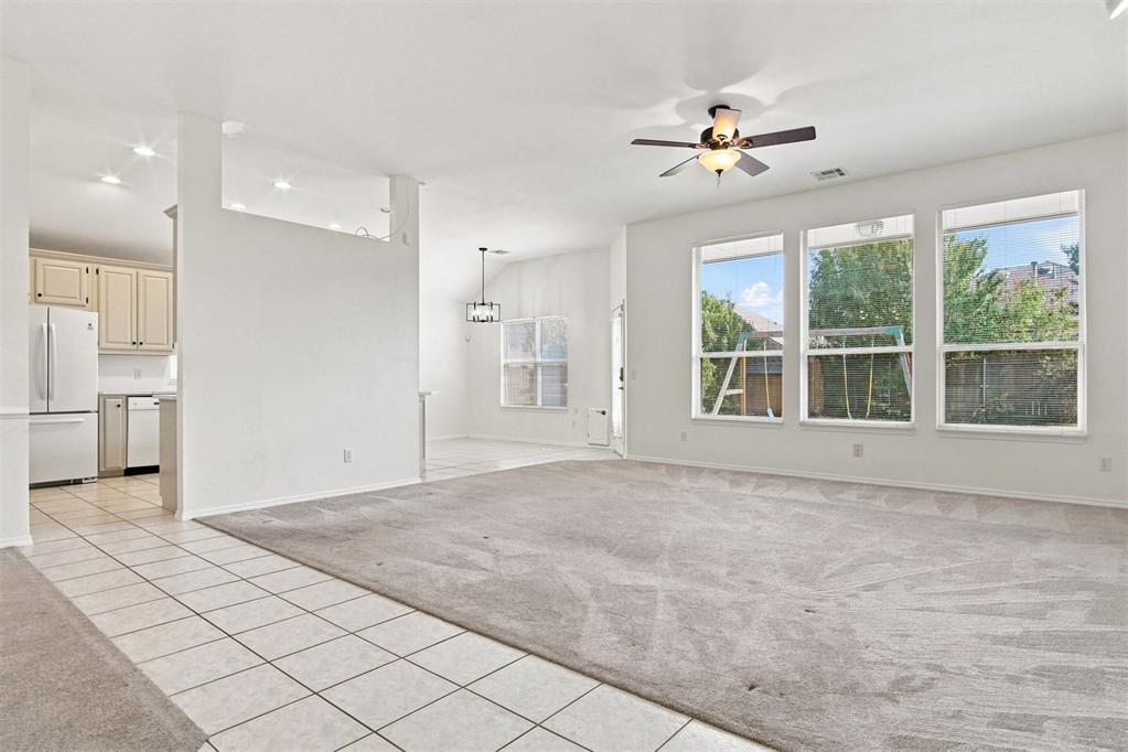 8312 Nw 75th Street Property Photo 16