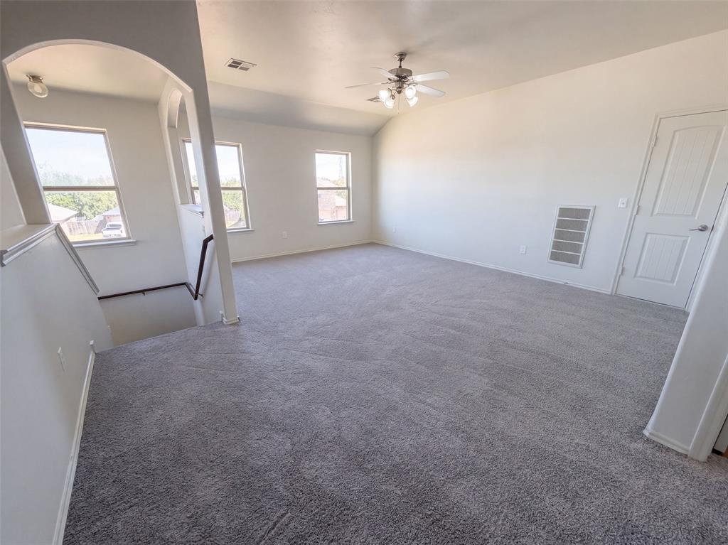 11208 Nw 97th Street Property Photo 9