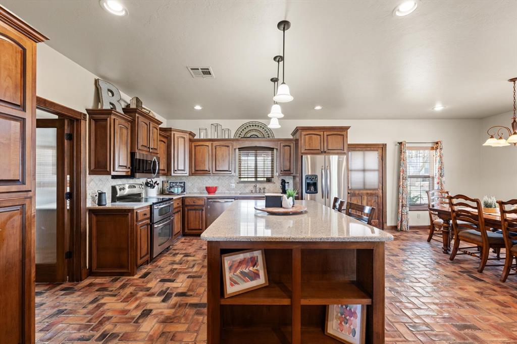 7450 E Triplett Road Property Photo 12