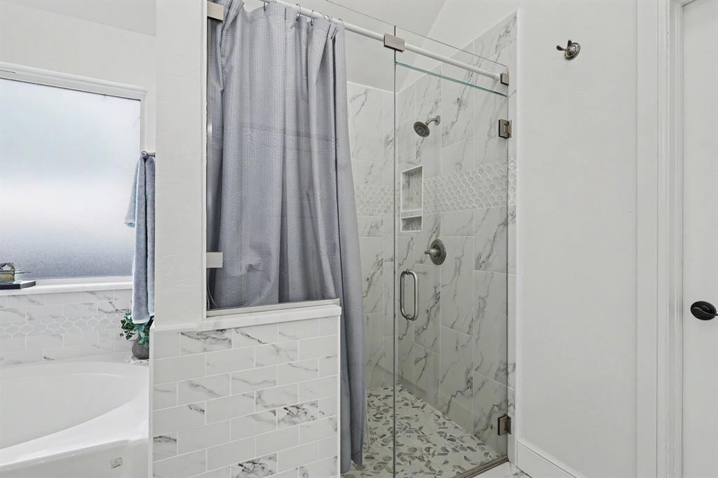 2412 Nw 179th Street Property Photo 24