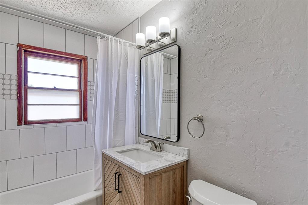 220 W Glenhaven Drive Property Photo 30