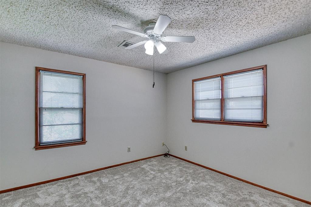 220 W Glenhaven Drive Property Photo 32